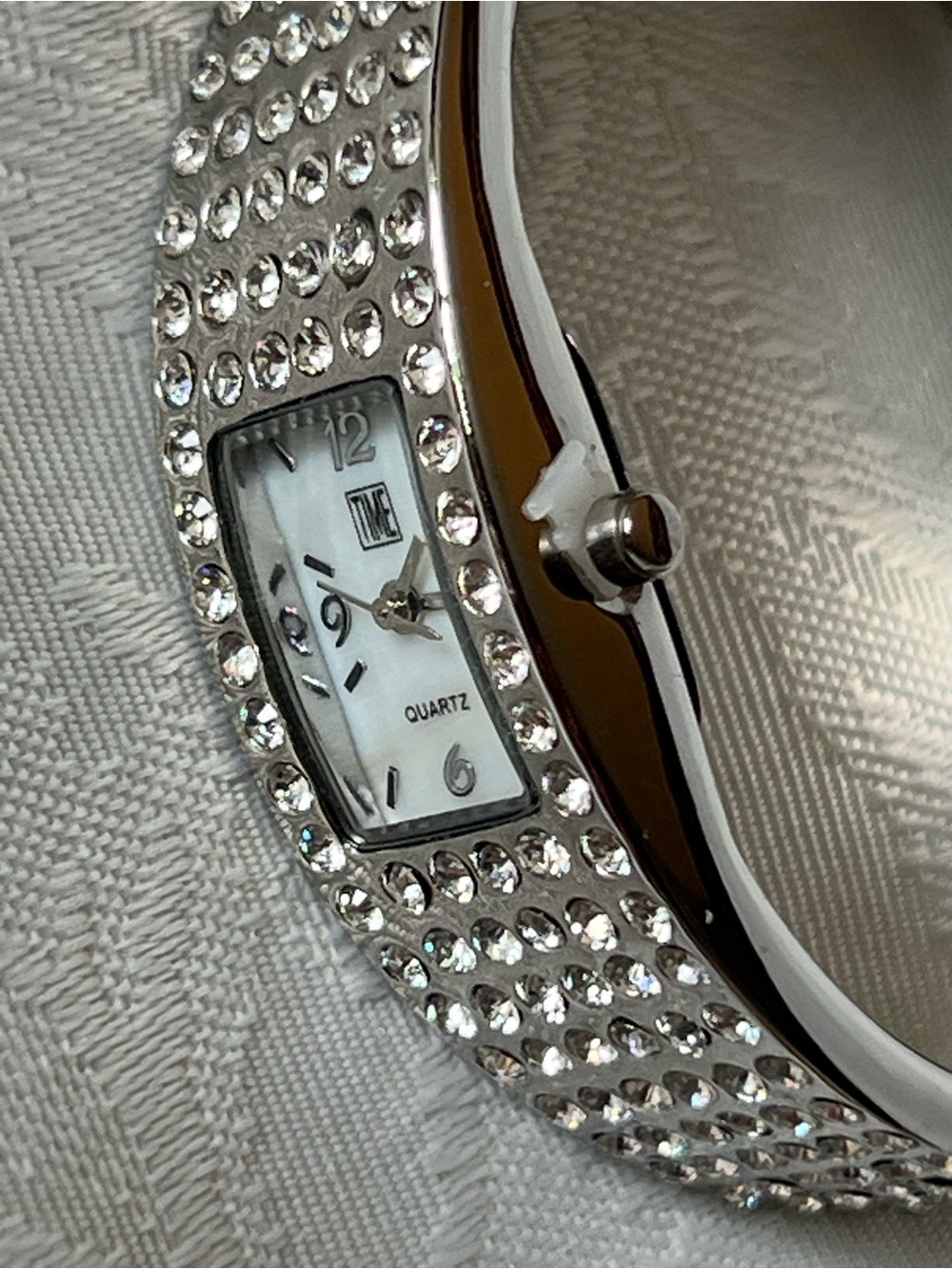 💎 iTIME Vintage Silver Rhinestone Clamper Bangle Watch 💎 - Picture 4 of 6